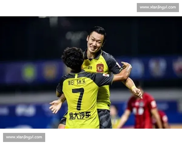 韩国对阵中国精彩直播：两国足球激战正酣 谁将笑到最后